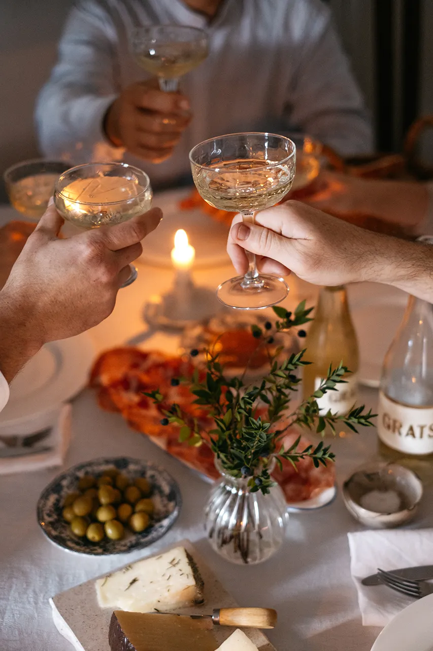 Sparkling White Wine - Image 3